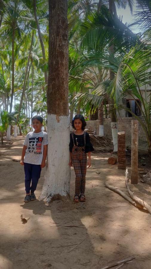 Anandi Villa Homestay Adhi Luaran gambar
