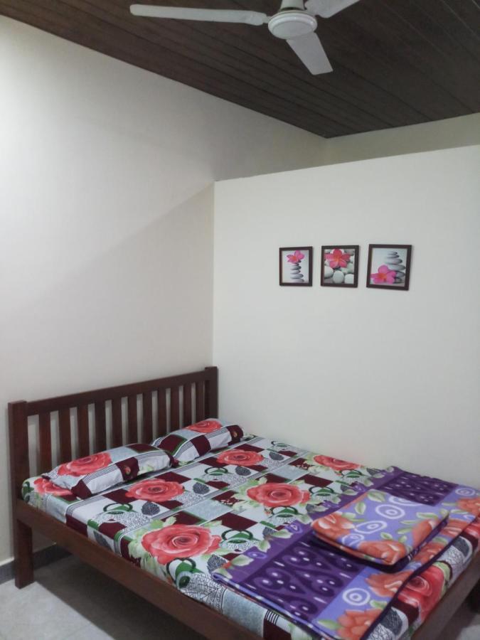 Anandi Villa Homestay Adhi Luaran gambar